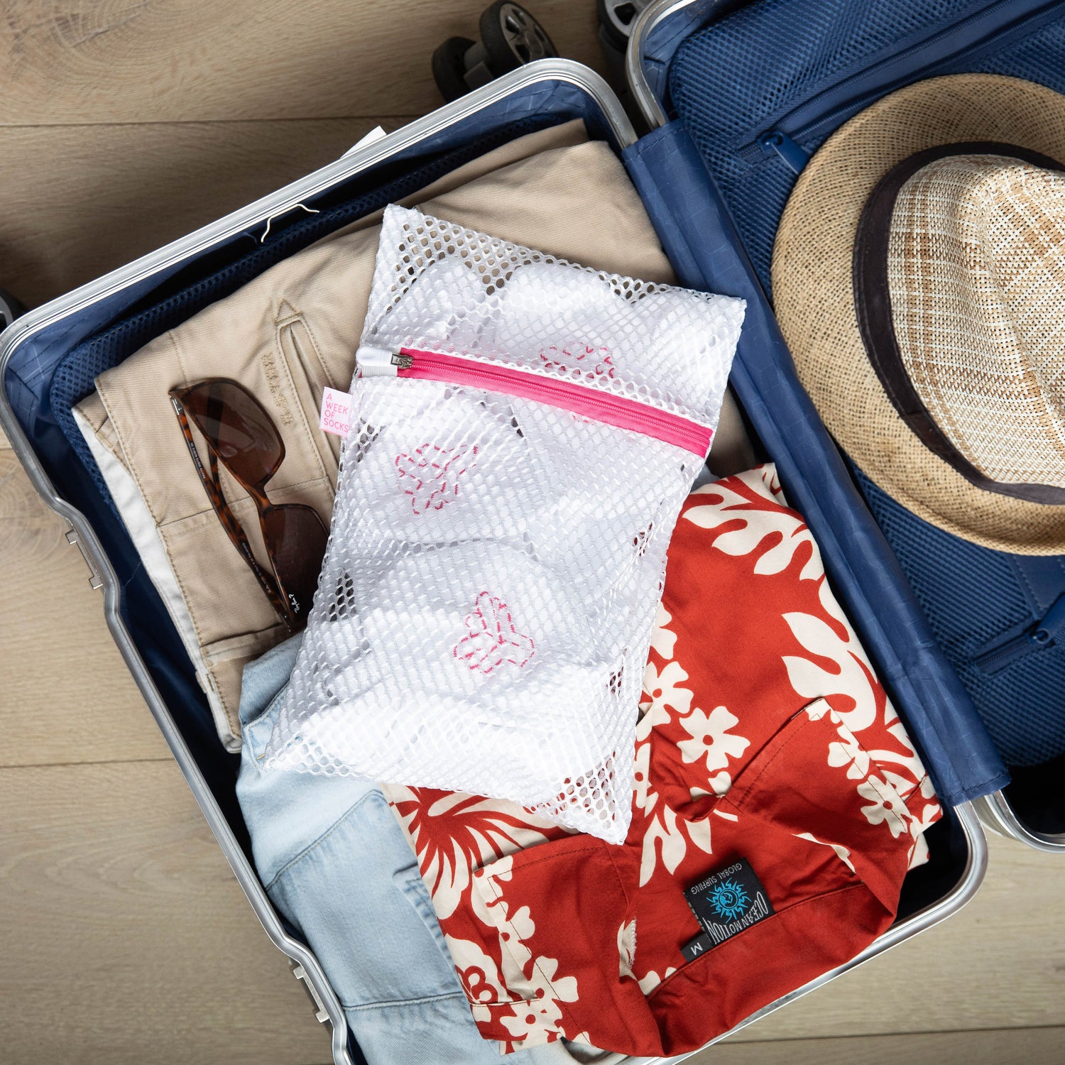 A_Week_Of_Socks_Socks_Square_Laundry_Bag_White_Travel_Regular